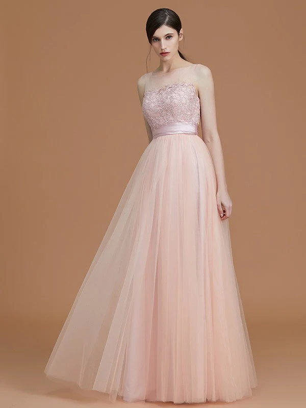 Modern Bateau Sleeveless Applique Tulle Bridesmaid Dresses - Image 3