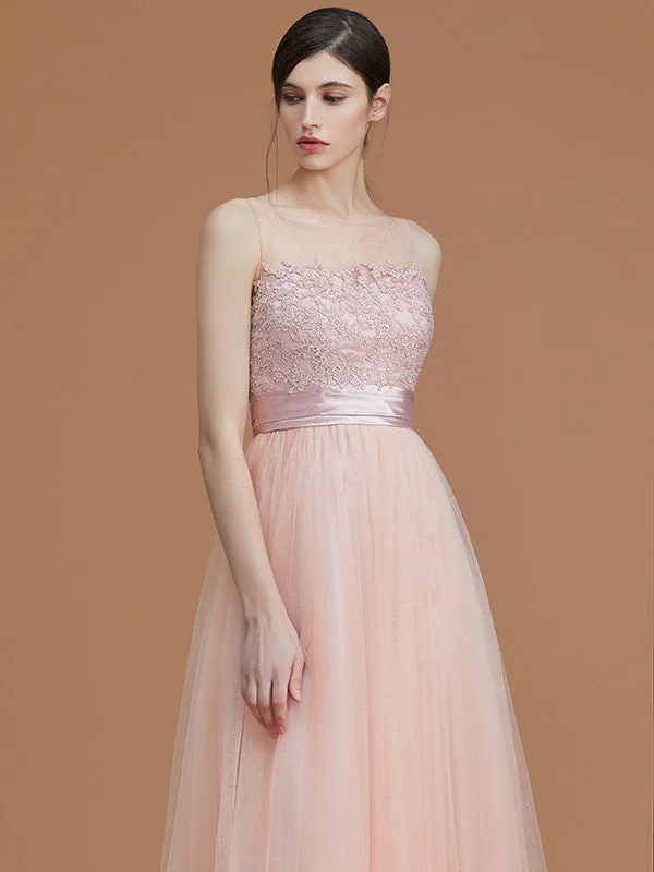 Modern Bateau Sleeveless Applique Tulle Bridesmaid Dresses - Image 4