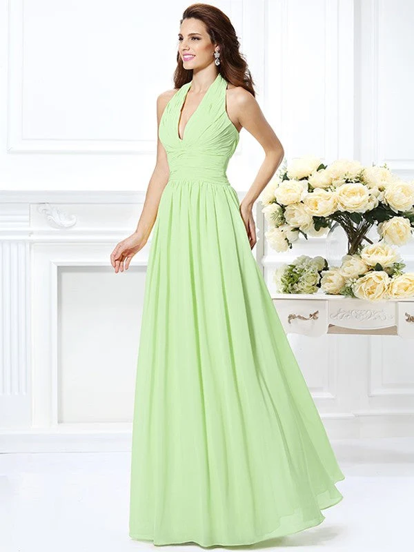 Charming Halter Pleats Sleeveless Long Chiffon Bridesmaid Dresses - Image 26