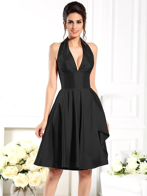 Charming Halter Sleeveless Short Taffeta Bridesmaid Dresses - Image 2