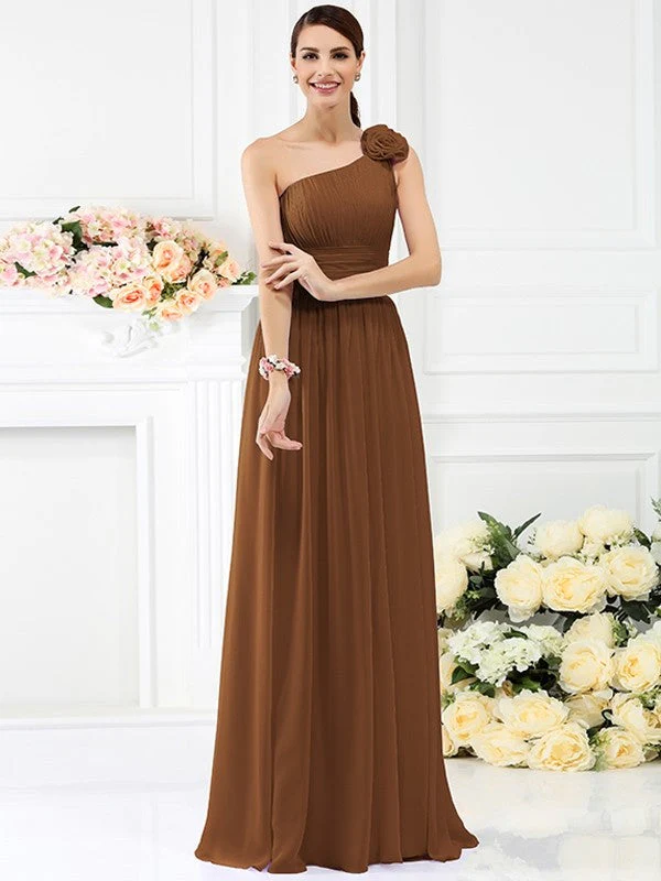 Charming One Shoulder Pleats Hand-Made Flower Sleeveless Long Chiffon Bridesmaid Dresses - Image 4
