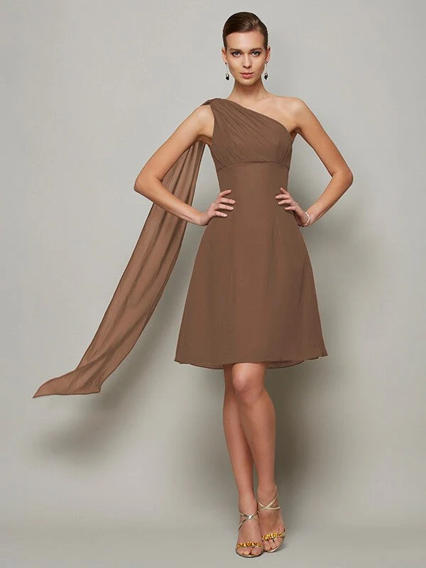 Classy Sleeveless One Shoulders Pleats Short Chiffon Bridesmaid Dresses - Image 3