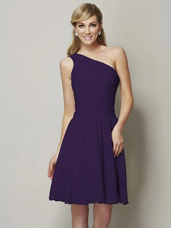Classy Sleeveless One Shoulders Ruched Short Chiffon Bridesmaid Dresses - Image 12