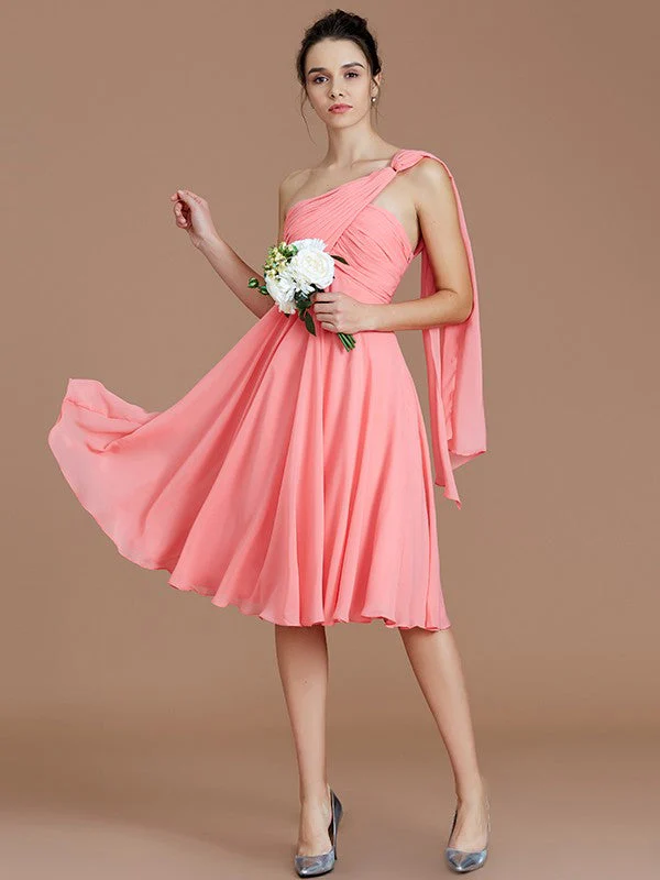 Classy Sleeveless One Shoulders Ruched Short/Mini Chiffon Bridesmaid Dresses - Image 2