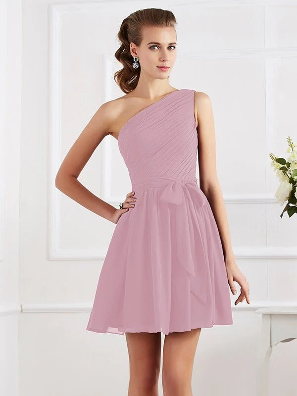 Charming Pleats One Shoulder Sleeveless Short Chiffon Bridesmaid Dresses - Image 20