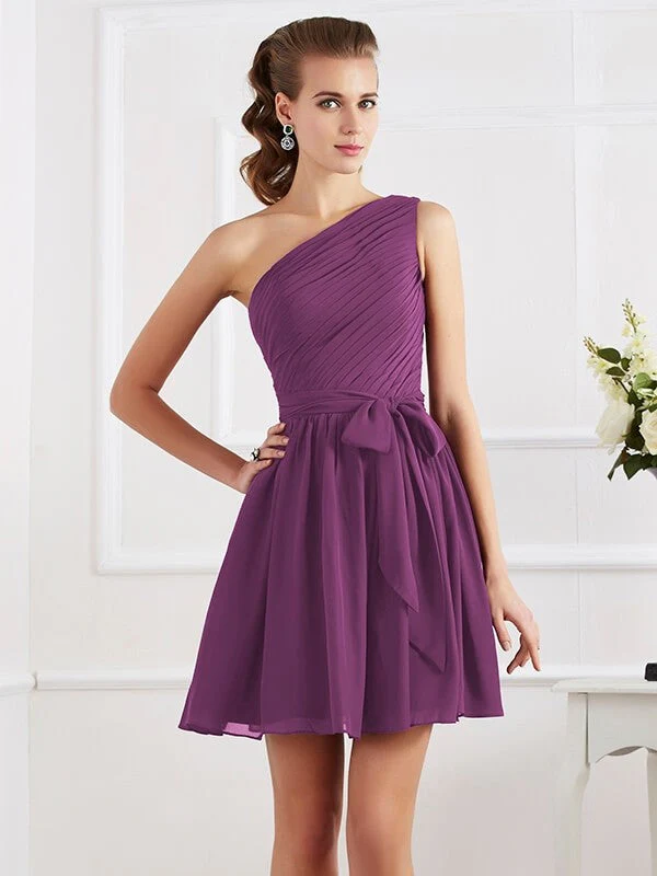 Charming Pleats One Shoulder Sleeveless Short Chiffon Bridesmaid Dresses - Image 5
