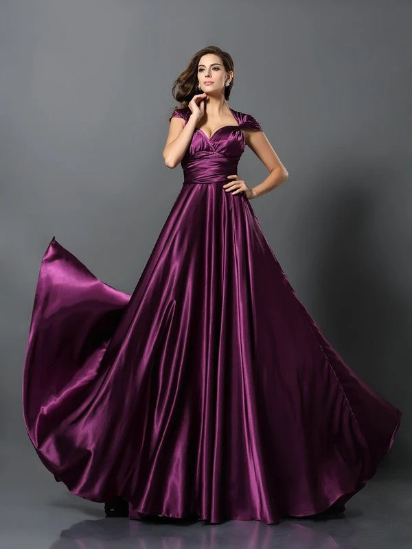 Charming Pleats Sleeveless Long Bridesmaid Dresses - Image 2