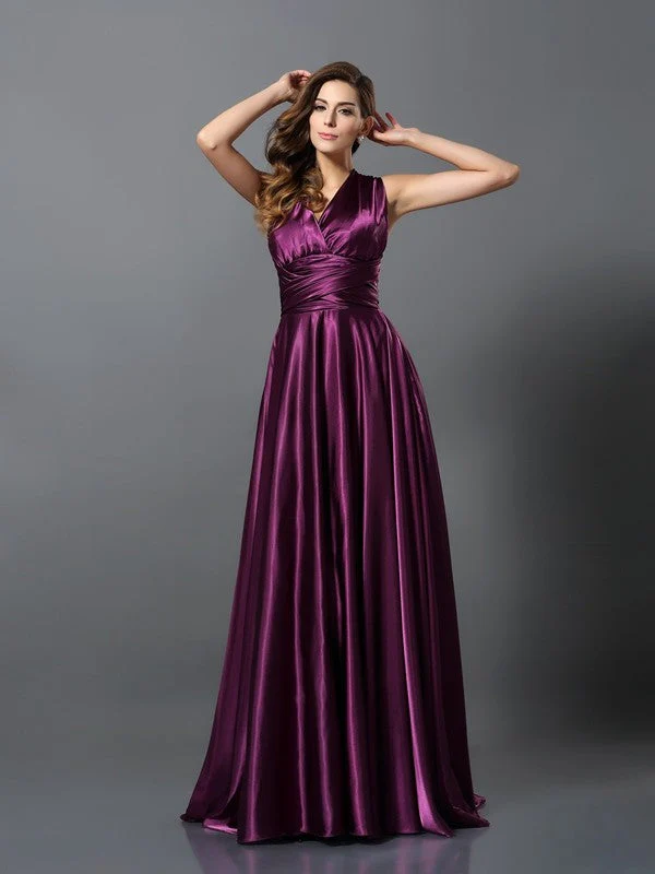 Charming Pleats Sleeveless Long Bridesmaid Dresses - Image 6