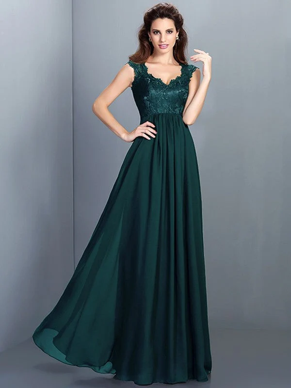 Chic Lace Sleeveless Long Chiffon Bridesmaid Dresses - Image 9