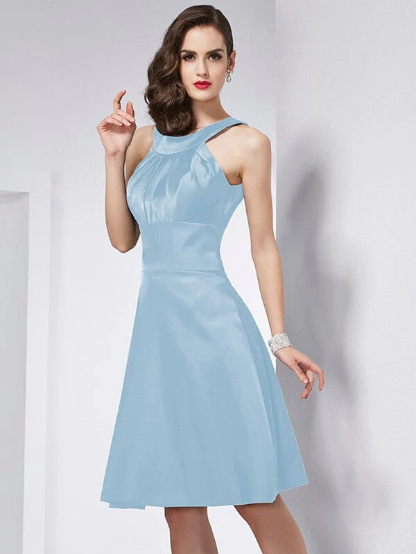 Chic Sleeveless Pleats Short Bridesmaid Dresses - Image 16