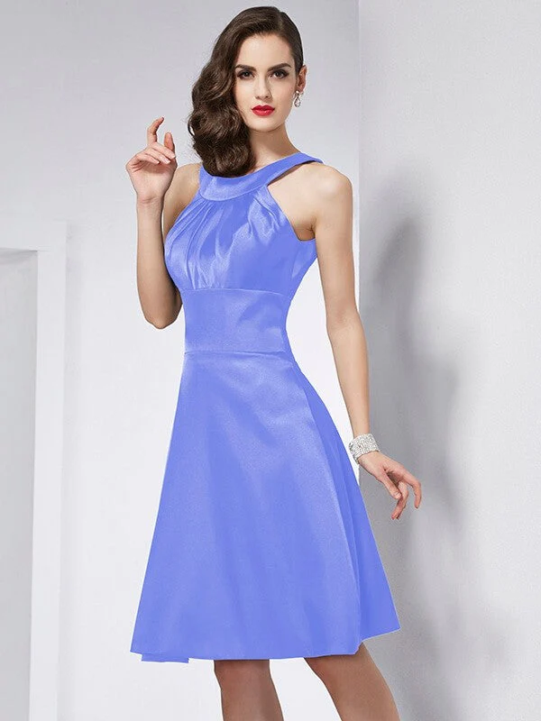 Chic Sleeveless Pleats Short Bridesmaid Dresses - Image 18
