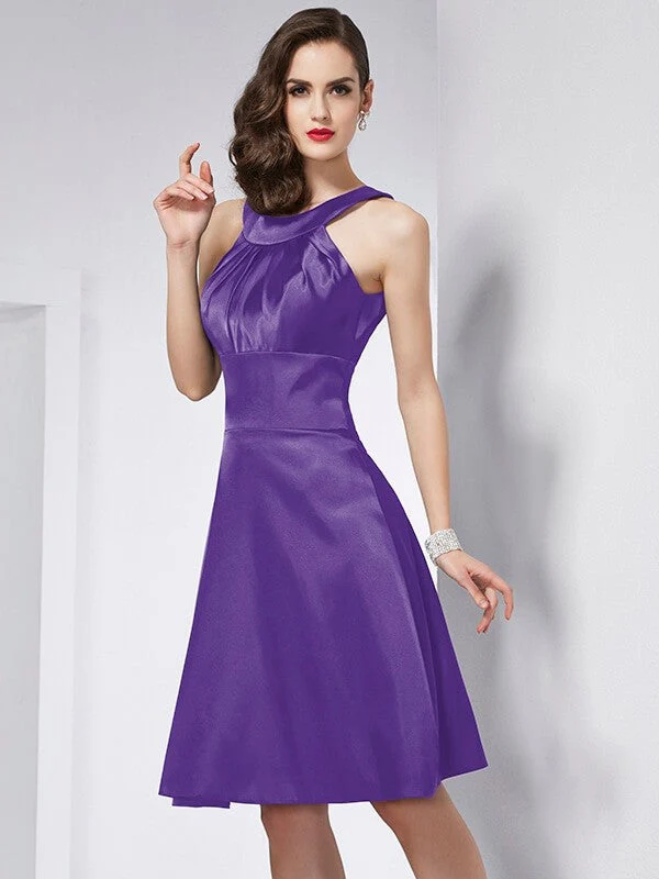 Chic Sleeveless Pleats Short Bridesmaid Dresses - Image 24