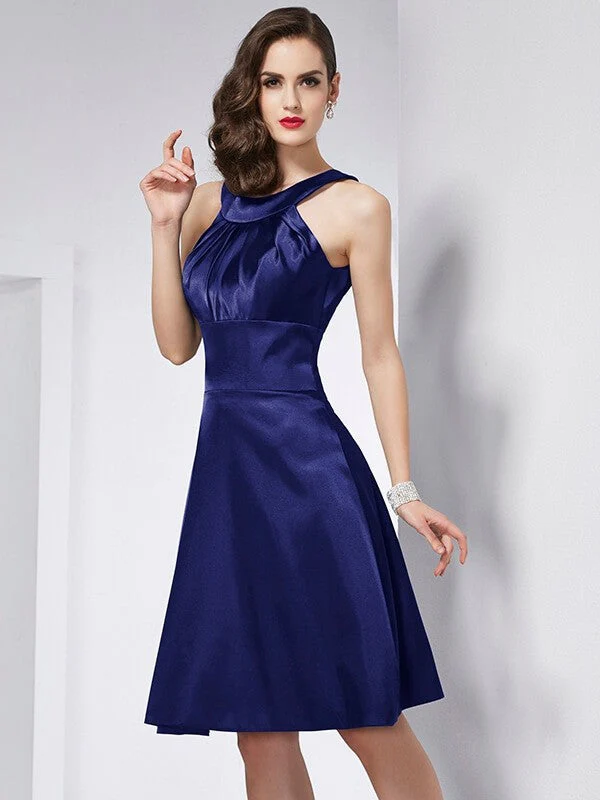 Chic Sleeveless Pleats Short Bridesmaid Dresses - Image 27