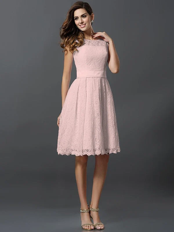 Chic Sleeveless Short Lace Bridesmaid Dresses - Image 21