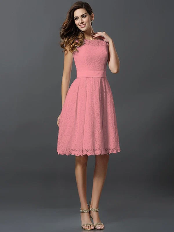 Chic Sleeveless Short Lace Bridesmaid Dresses - Image 28
