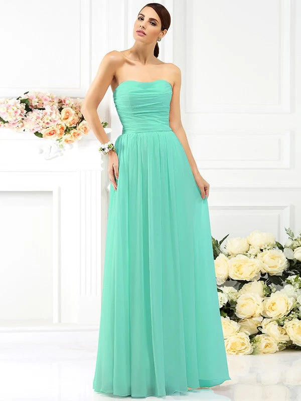 Charming Strapless Pleats Sleeveless Long Chiffon Bridesmaid Dresses - Image 15