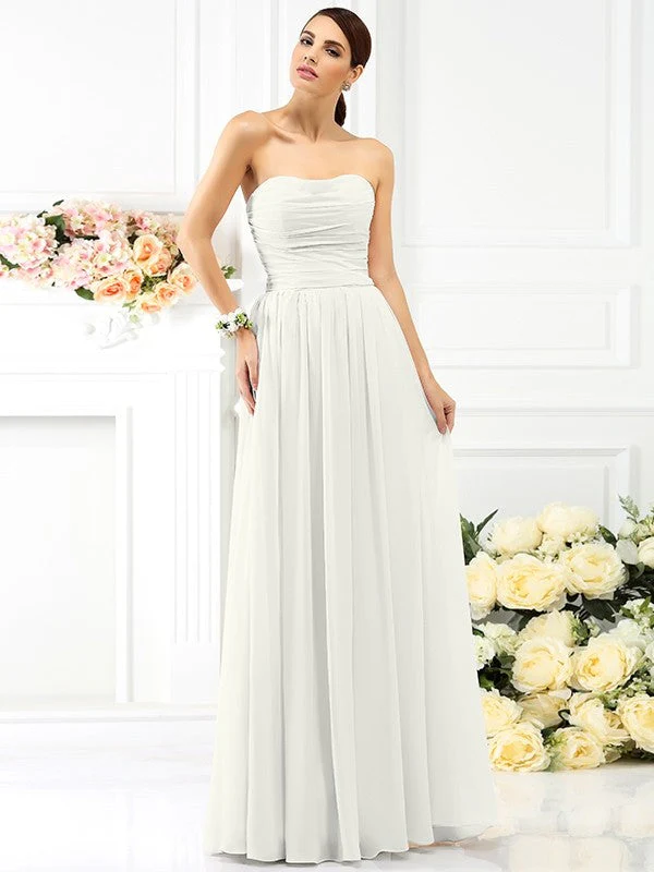Charming Strapless Pleats Sleeveless Long Chiffon Bridesmaid Dresses - Image 16