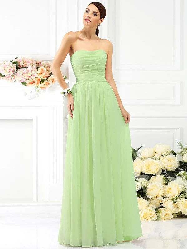 Charming Strapless Pleats Sleeveless Long Chiffon Bridesmaid Dresses - Image 26