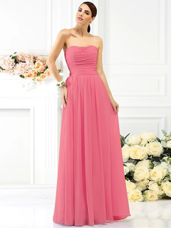 Charming Strapless Pleats Sleeveless Long Chiffon Bridesmaid Dresses - Image 28