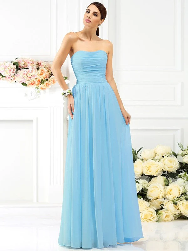 Charming Strapless Pleats Sleeveless Long Chiffon Bridesmaid Dresses - Image 3