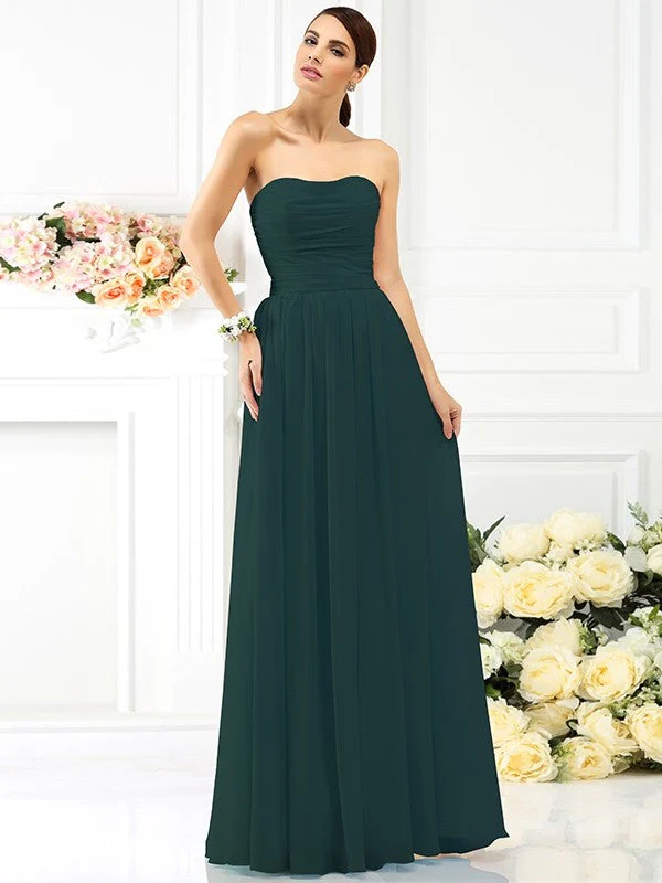 Charming Strapless Pleats Sleeveless Long Chiffon Bridesmaid Dresses - Image 9