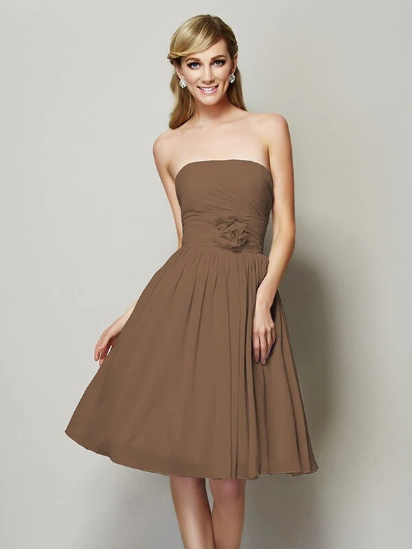Charming Strapless Sleeveless Hand-Made Flower Short Chiffon Bridesmaid Dresses - Image 4