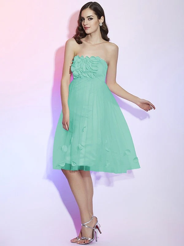 Charming Strapless Sleeveless Hand-Made Flower Short Net Bridesmaid Dresses - Image 14