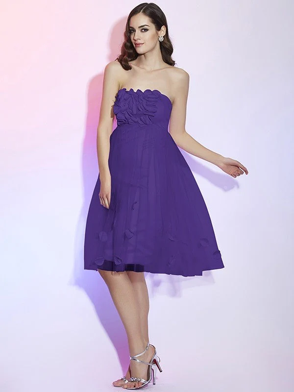 Charming Strapless Sleeveless Hand-Made Flower Short Net Bridesmaid Dresses - Image 22