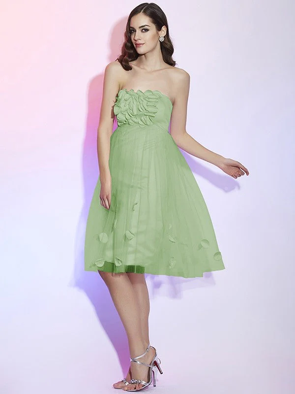 Charming Strapless Sleeveless Hand-Made Flower Short Net Bridesmaid Dresses - Image 24