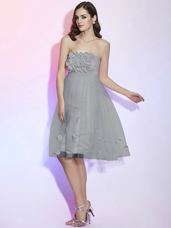 Charming Strapless Sleeveless Hand-Made Flower Short Net Bridesmaid Dresses - Image 25