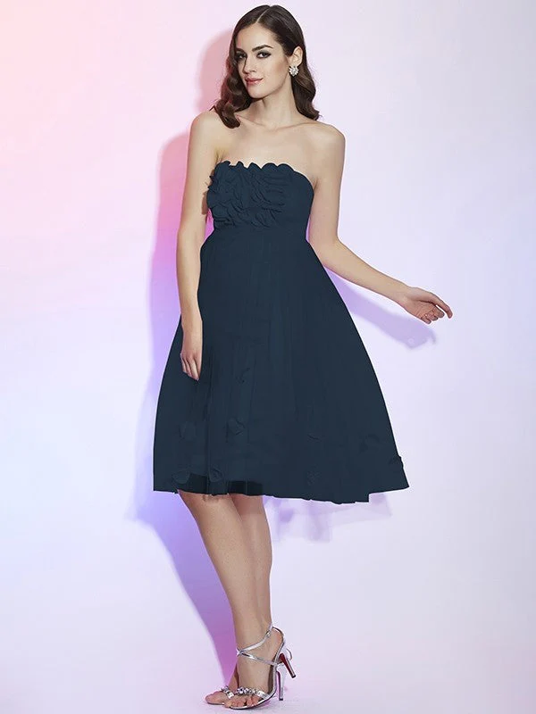 Charming Strapless Sleeveless Hand-Made Flower Short Net Bridesmaid Dresses - Image 8