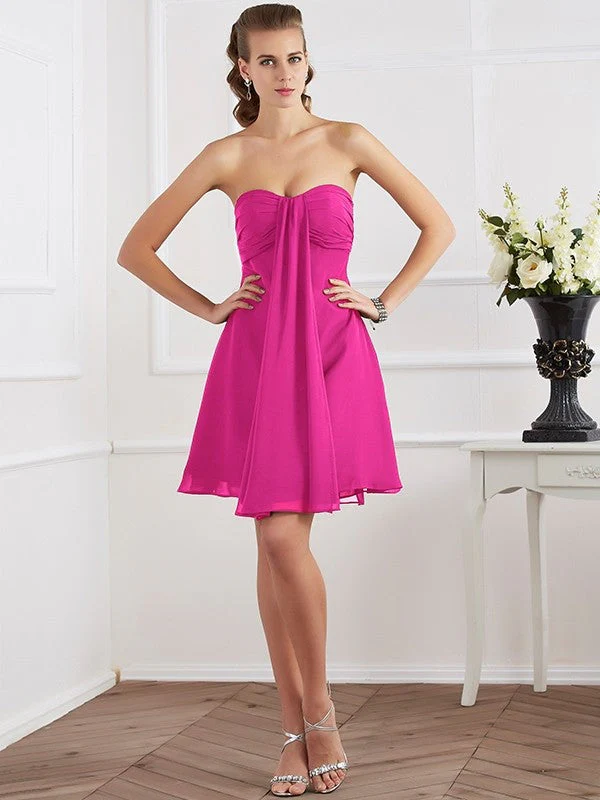 Charming Strapless Sleeveless Pleats Short Chiffon Bridesmaid Dresses - Image 11
