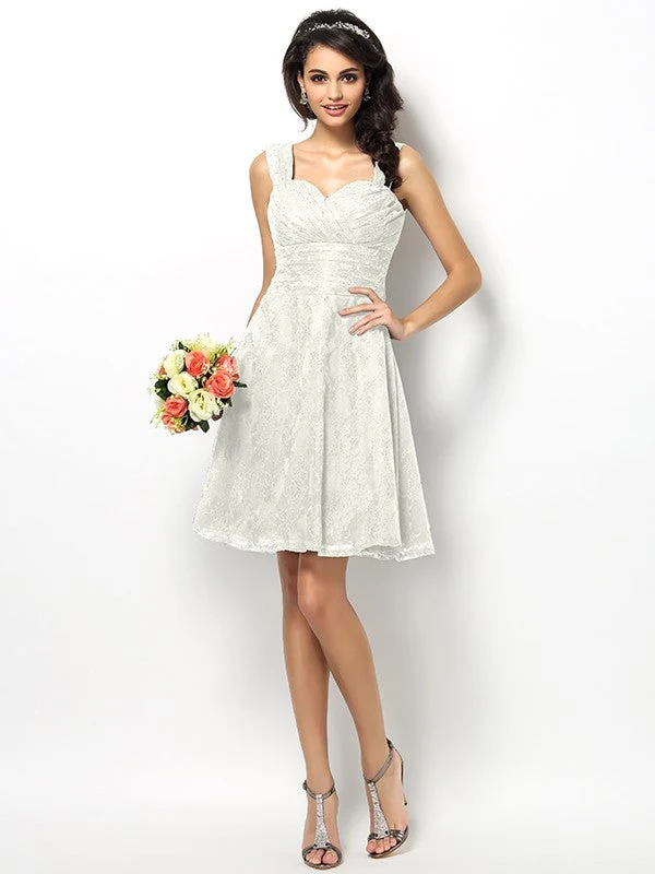 Charming Straps Lace Sleeveless Short Bridesmaid Dresses - Image 16