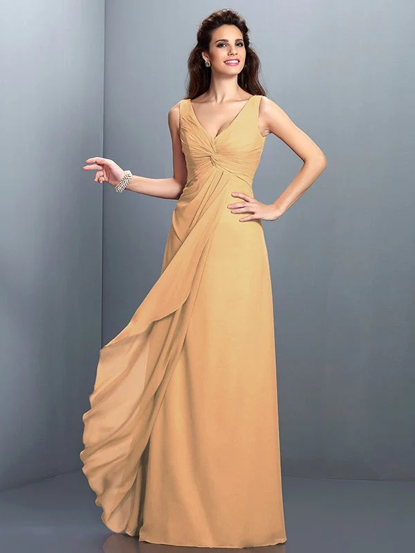 Charming Straps Pleats Sleeveless Long Chiffon Bridesmaid Dresses - Image 12