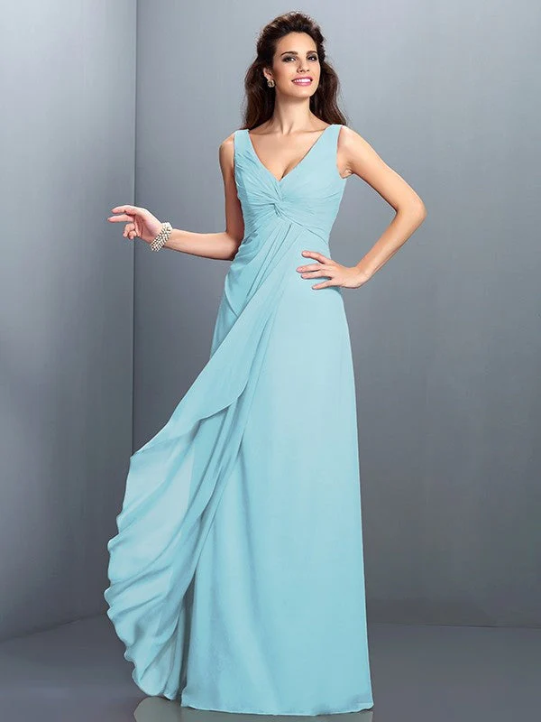 Charming Straps Pleats Sleeveless Long Chiffon Bridesmaid Dresses - Image 18