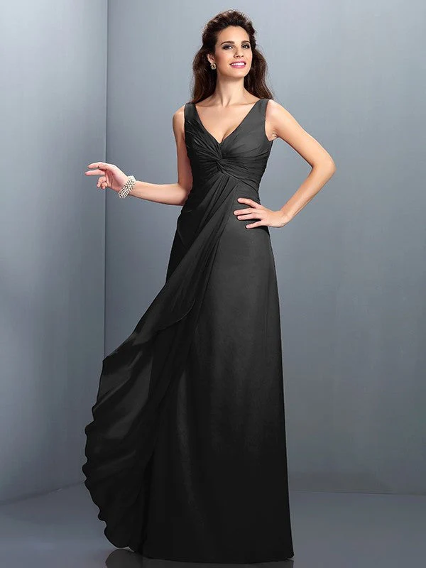 Charming Straps Pleats Sleeveless Long Chiffon Bridesmaid Dresses - Image 2