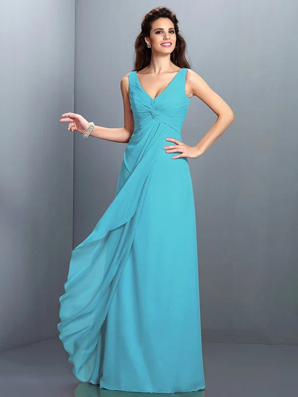 Charming Straps Pleats Sleeveless Long Chiffon Bridesmaid Dresses - Image 3