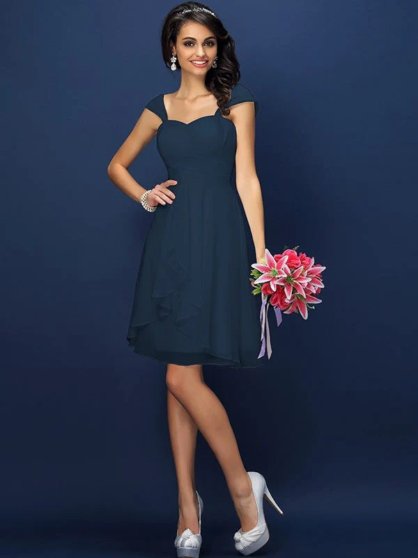 Charming Straps Pleats Sleeveless Short Chiffon Bridesmaid Dresses - Image 11