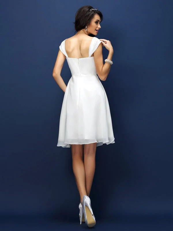 Charming Straps Pleats Sleeveless Short Chiffon Bridesmaid Dresses - Image 30
