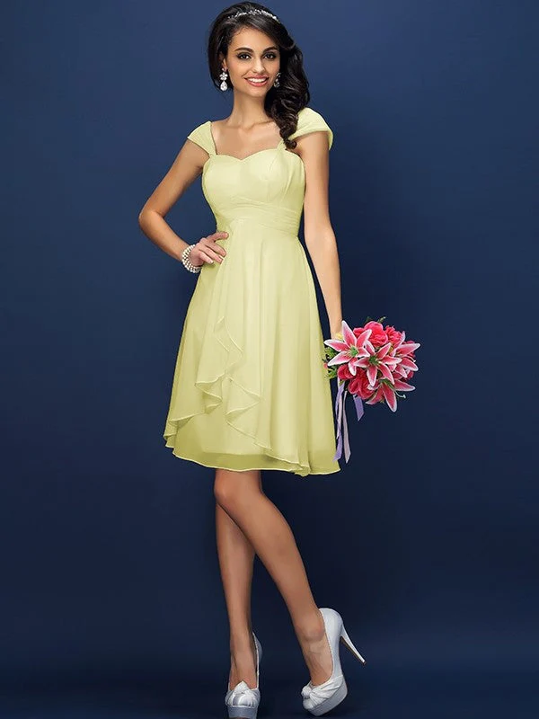 Charming Straps Pleats Sleeveless Short Chiffon Bridesmaid Dresses - Image 7