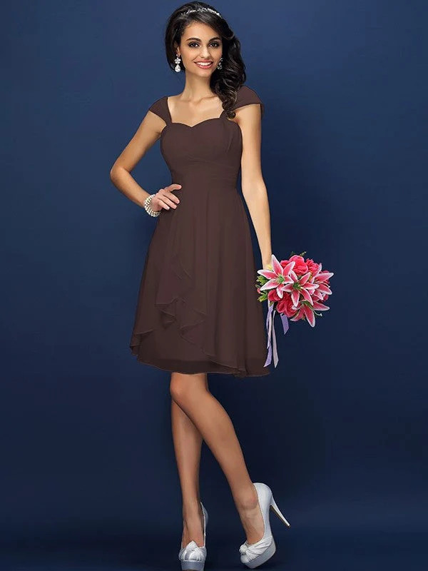 Charming Straps Pleats Sleeveless Short Chiffon Bridesmaid Dresses - Image 9