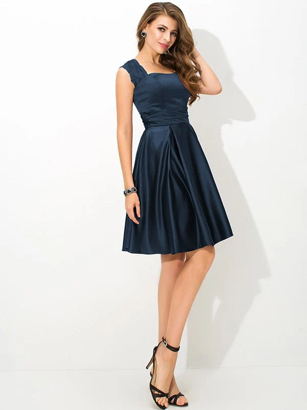 Charming Straps Pleats Sleeveless Short Satin Bridesmaid Dresses - Image 10