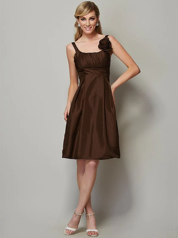 Charming Straps Sleeveless Pleats Short Taffeta Bridesmaid Dresses - Image 7
