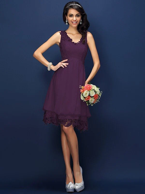 V-Neck Elegant Lace Sleeveless Short Bridesmaid Dresses - Image 13