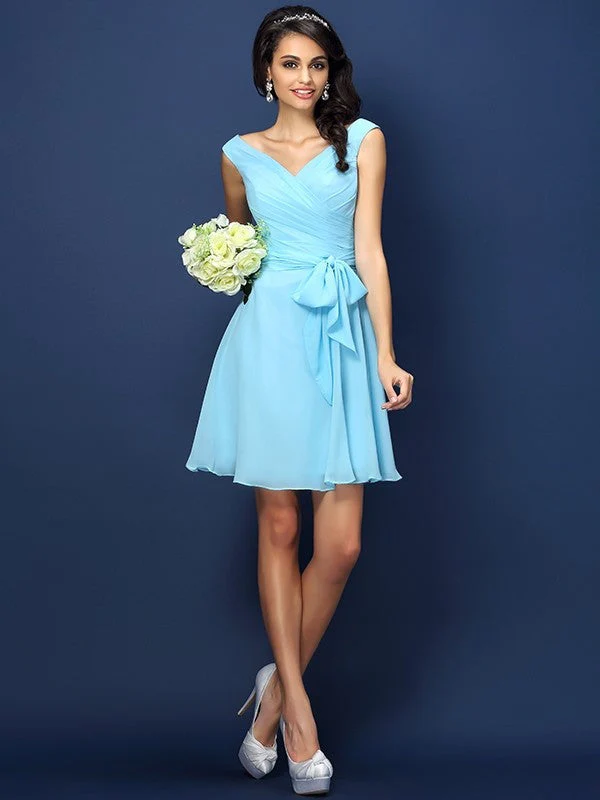 V-Neck Elegant Pleats Bowknot Sleeveless Short Chiffon Bridesmaid Dresses - Image 3