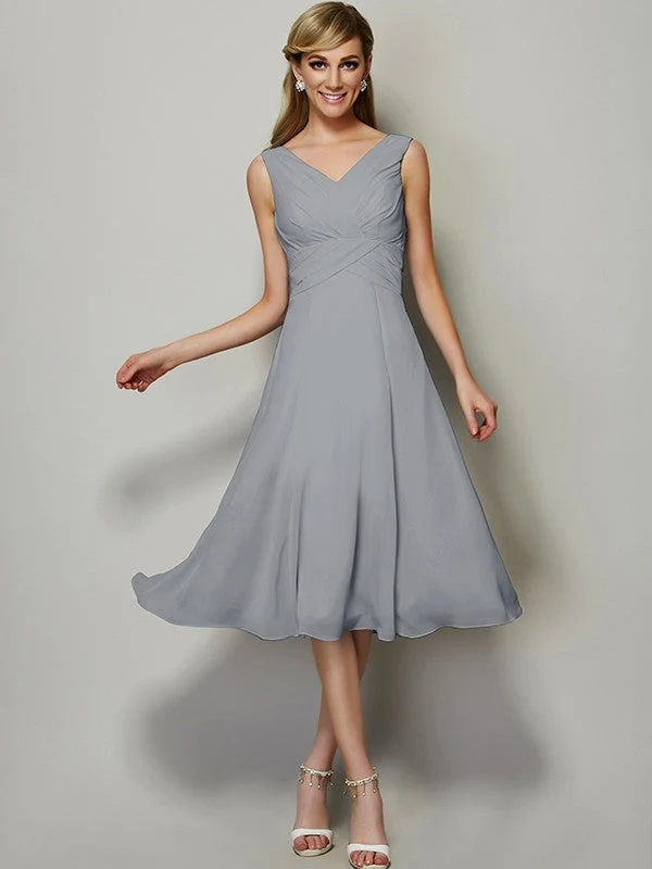 V-Neck Elegant Sleeveless Pleats Short Chiffon Bridesmaid Dresses - Image 26