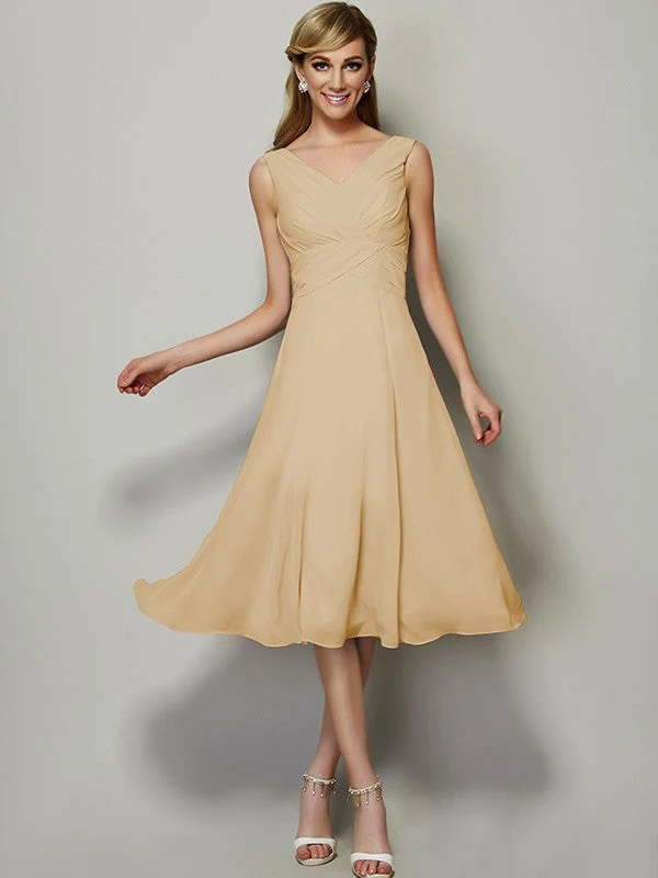 V-Neck Elegant Sleeveless Pleats Short Chiffon Bridesmaid Dresses - Image 5
