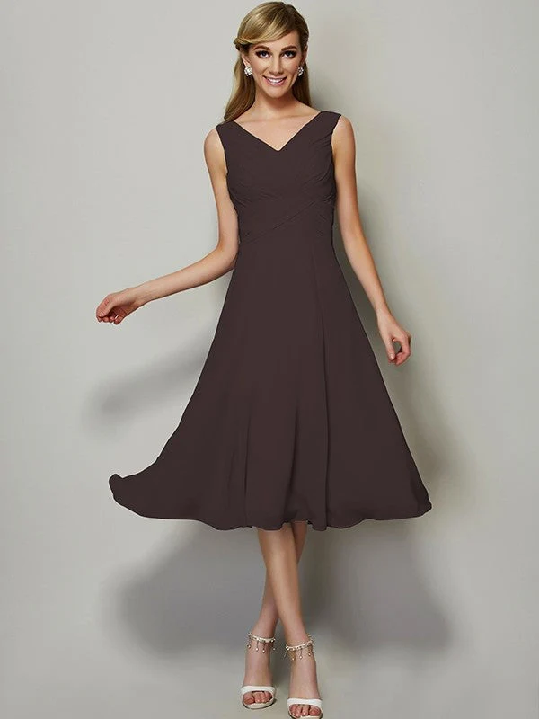 V-Neck Elegant Sleeveless Pleats Short Chiffon Bridesmaid Dresses - Image 6