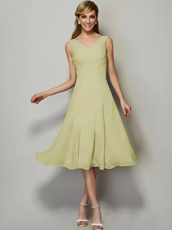 V-Neck Elegant Sleeveless Pleats Short Chiffon Bridesmaid Dresses - Image 8
