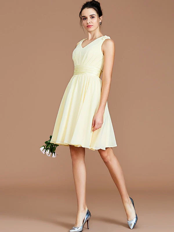 V-Neck Elegant Sleeveless Sash/Ribbon/Belt Short/Mini Chiffon Bridesmaid Dresses - Image 2